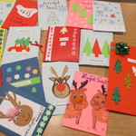 kartki świąteczne wykonane przez młodzież.JPG